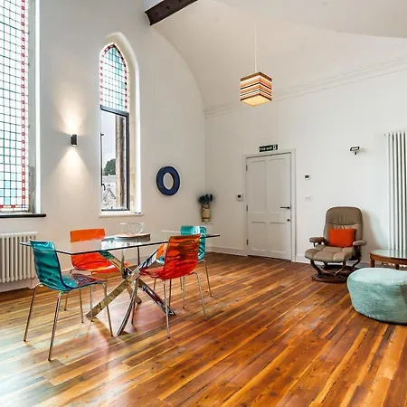 6 Rose Chapel Penthouse * Truro