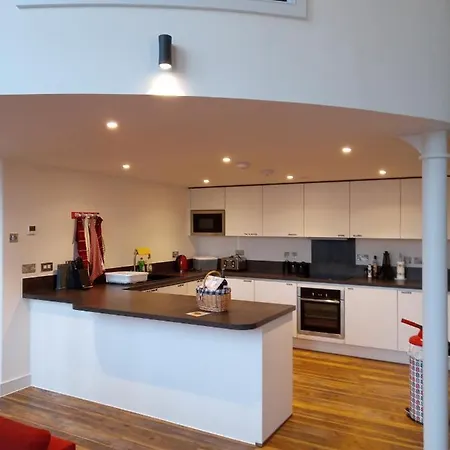 6 Rose Chapel Penthouse * Truro