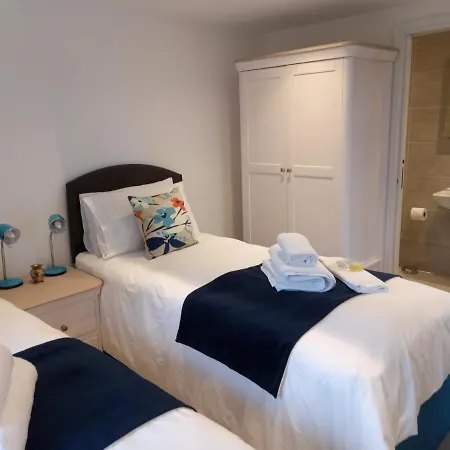 6 Rose Chapel Penthouse Truro
